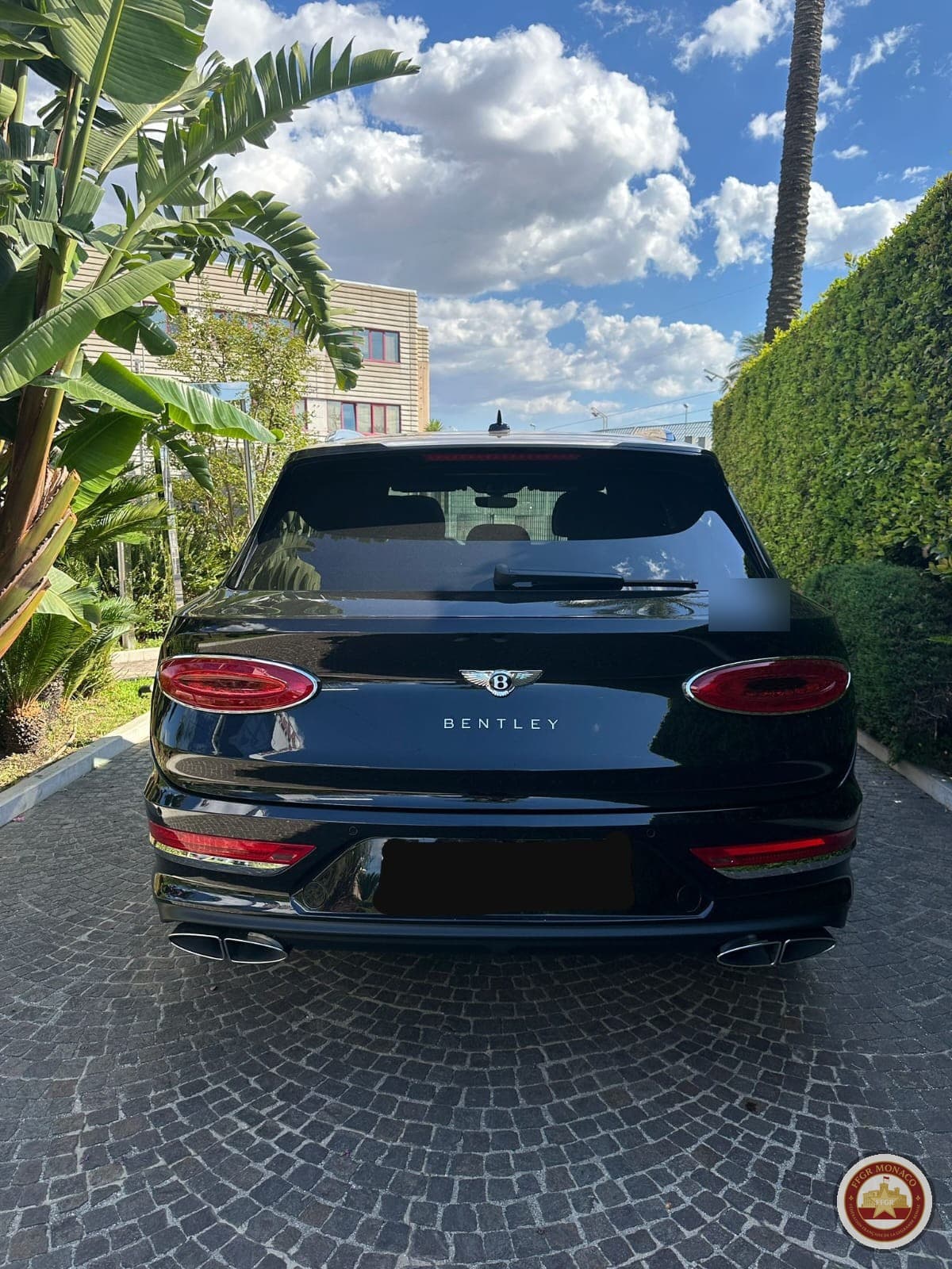 Bentley Bentayga EWB — vue 1